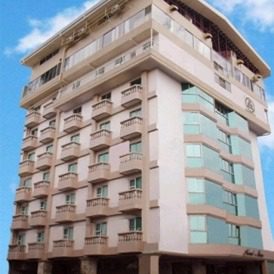 Отель Dusit Thani, Мактан
